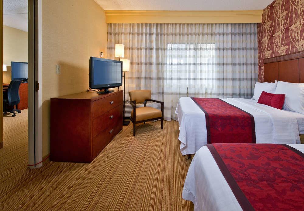 Courtyard Philadelphia Уиллоу-Гров Экстерьер фото