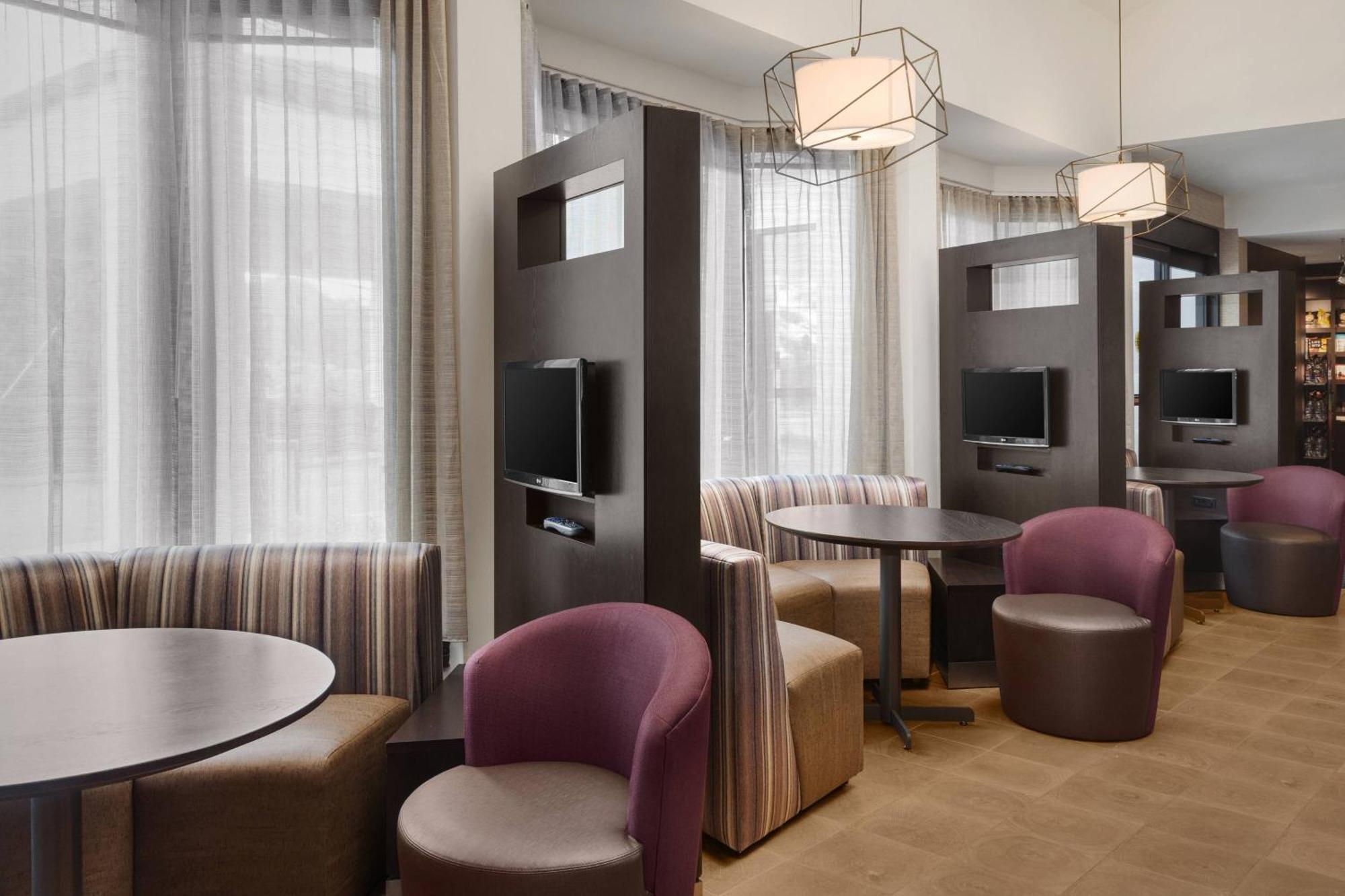 Courtyard Philadelphia Уиллоу-Гров Экстерьер фото