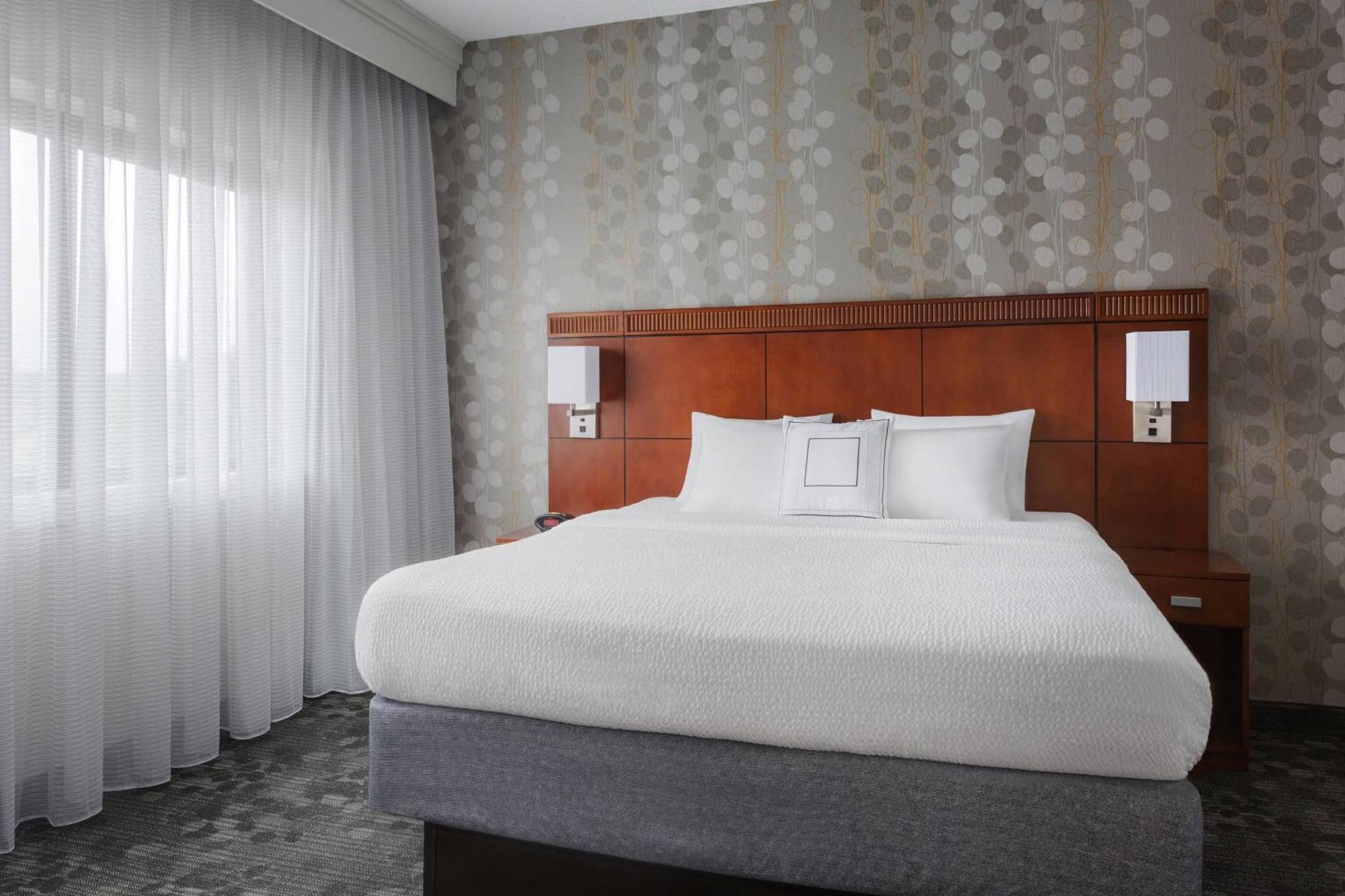 Courtyard Philadelphia Уиллоу-Гров Экстерьер фото